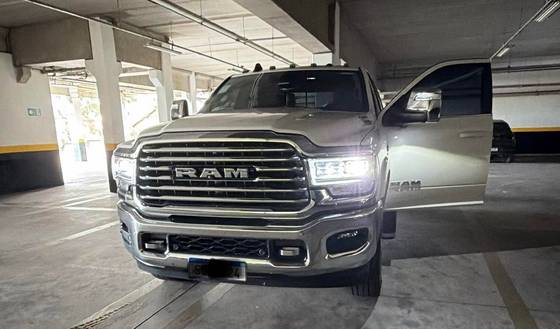 RAM 3500 6.7 I6 TURBO DIESEL LIMITED LONGHORN CD 4X4  AUTOMÁTICO